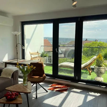 Panoramic In With Underground Parking Apartament *