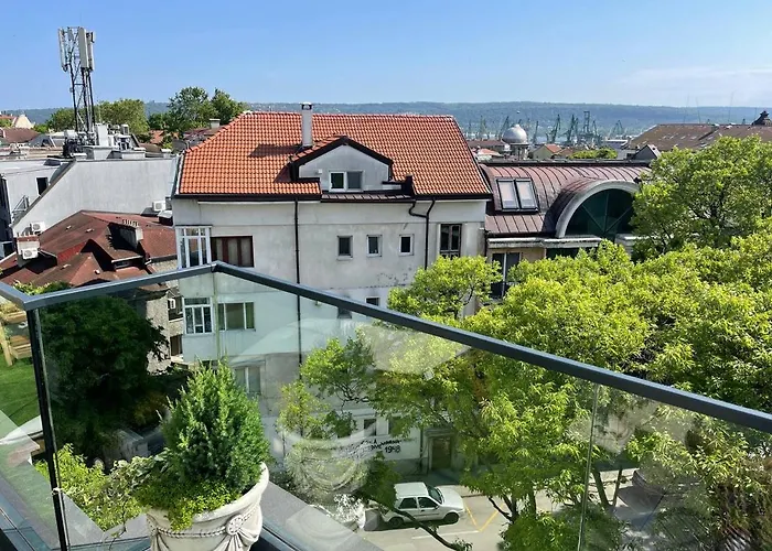Panoramic In With Underground Parking * Βάρνα